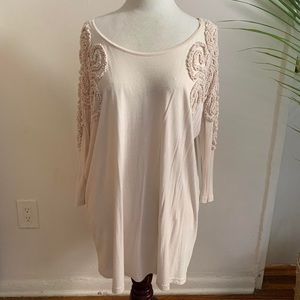 Vintage H&M appliqué shoulder Cream color blouse